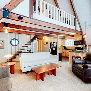 https://cozy-cabin-retreat.insouthlaketahoe.com
